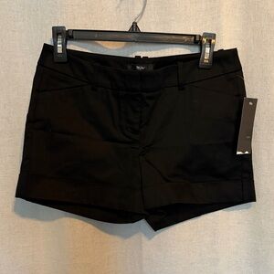 Black Women's Tailored Short- cuffed shorts